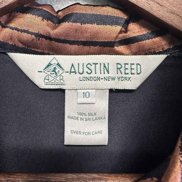 Austin Reed Button Up Shirt Women's Size‎ 10 100% Silk Striped Long Sleeve Satin - Picture 7 of 11